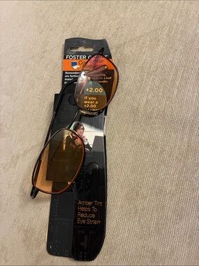 Foster Grant Men’s Black Frame Amber-Tint Computer Readers +2.00